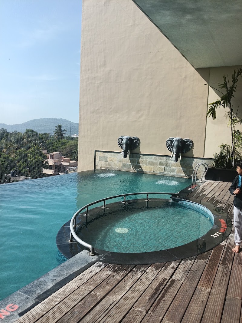 Fortune Park, Vellore - Member ITC hotels' group - Fortune Park, Vellore - Member ITC hotels' group Auxulium College Roundtana. Gandhinagar, No 31/32 A, 7th East Main Rd, Suthanthira Ponvizha Nagar, Gandhi Nagar, Vellore, Tamil Nadu 632006, India