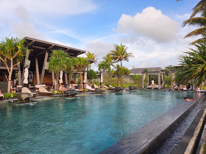 Beach House at Regent Bali Canggu - Beach House at Regent Bali Canggu Located in Regent, Canggu, Kec. Kuta Utara, Kabupaten Badung, Bali, Indonesia
