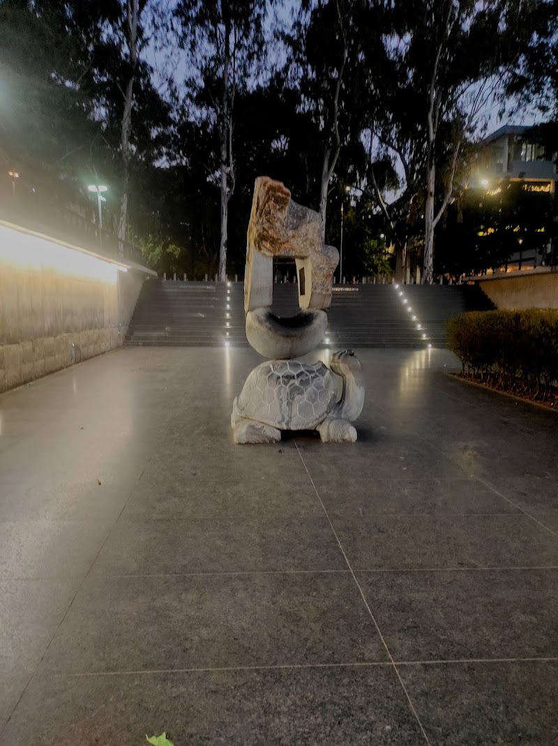 Subway (Underground Tunnel) - Subway (Underground Tunnel) PQVM+P8C, 17A, Sector 17, Chandigarh, 160017, India