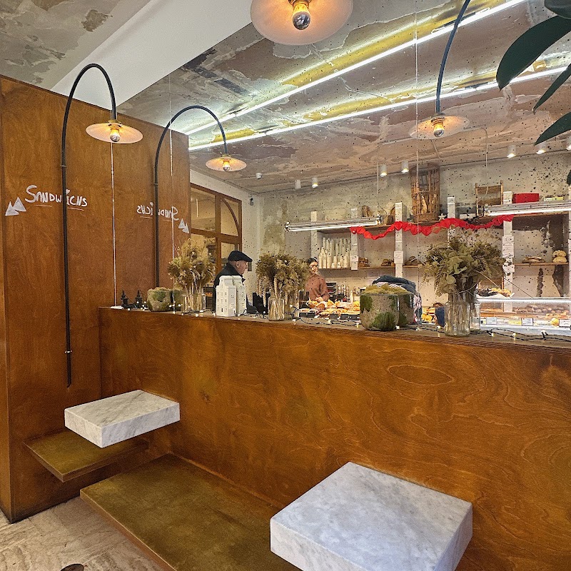 Boulangerie LIBERTÉ - Boulangerie LIBERTÉ 40 Rue Saint-André des Arts, 75006 Paris, France