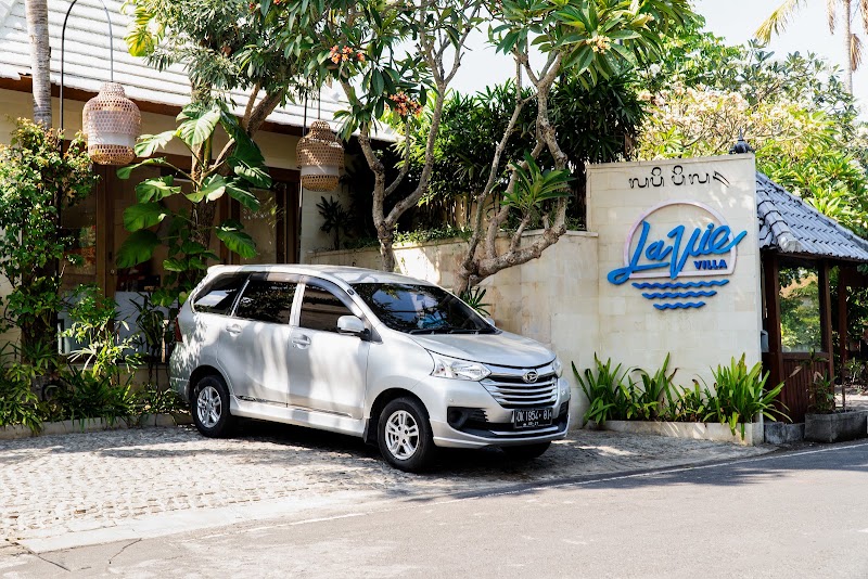 La Vie Villa Seminyak by iNi Vie Hospitality - La Vie Villa Seminyak by iNi Vie Hospitality, Jl. Pandawa No.88 A, Seminyak, Kec. Kuta, Kabupaten Badung, Bali 80361, Indonesia