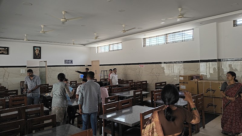 New Mysore Cafe - New Mysore Cafe Mysuru - Ooty Rd, next to RMC Main Gate, Bandipalya, Mysuru, Kadakola, Karnataka 570025, India