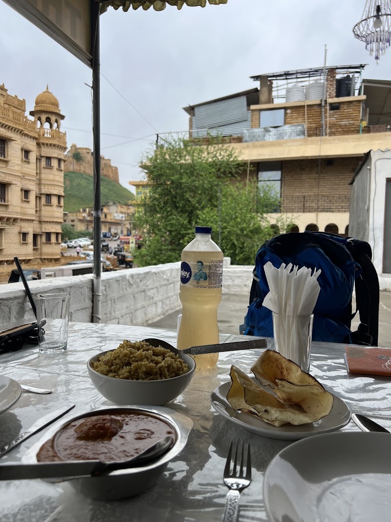 Restaurant The Golden Fort - Restaurant The Golden Fort, Fort Rd, near Gorakh Haveli, Dhibba Para, Amar Sagar Pol, Jaisalmer, Rajasthan 345001, India