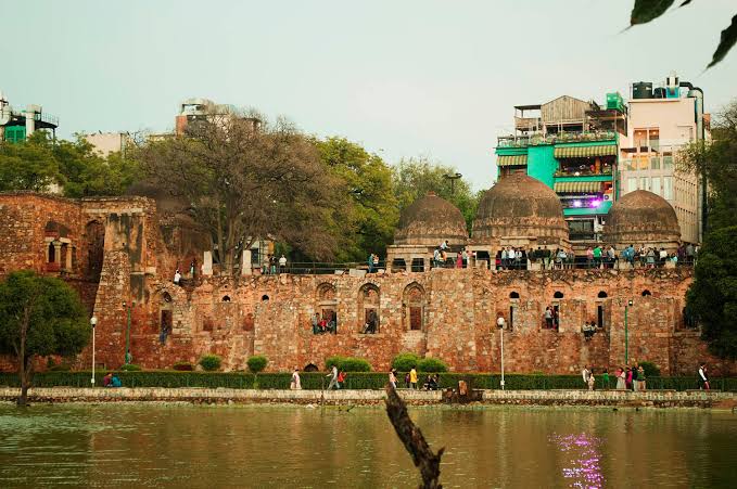 Hauz Khas Complex - Hauz Khas Complex H53V+7C6, Hauz Khas Fort Rd, Hauz Khas Village, Deer Park, Hauz Khas, New Delhi, Delhi 110016, India