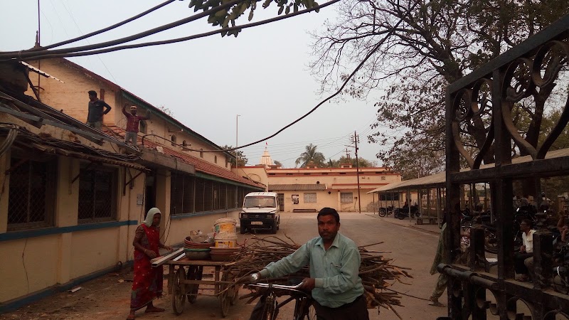 Office of Sr. DEN/C - Office of Sr. DEN/C, 356F+P4P, Railway Colony, Bilaspur, Chhattisgarh 495004, India