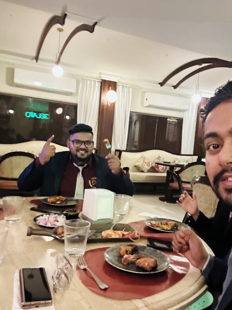Aman Chicken (Aman's) - Aman Chicken (Aman's) SCO- 8 9, E Block Market Road F-Block, SCO- 8, 9, E Block Market Rd, F-Block SBS Nagar, E Block, Shaheed Bhagat Singh Nagar, Ludhiana, Punjab 141001, India