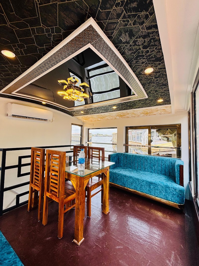 Northstar Houseboats - Northstar Houseboats Finishing Point Rd, Punnamada, Finishing Point, Alappuzha, Kerala 688013, India