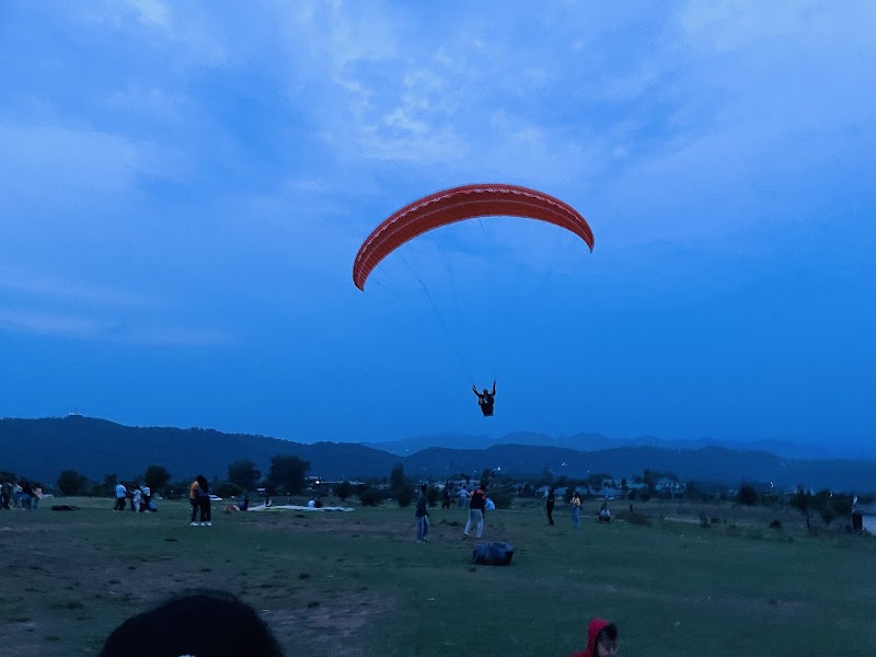 Bir Billing Paragliding Point - Bir Billing Paragliding Point Bir Billing, Baijnath, Biling, Himachal Pradesh 176077, India
