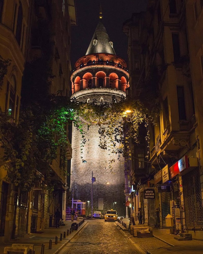 Galata Bridge - Galata Bridge, Kemankeş Karamustafa Paşa, Galata Köprüsü, 34425 Beyoğlu/İstanbul, Türkiye