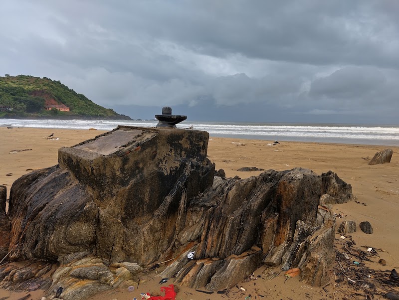 Shri Mahabaleshwara Temple (Gokarna) - Shri Mahabaleshwara Temple (Gokarna) Koti Teertha Rd, Kotiteertha, Dandebagh, Gokarna, Karnataka 581326, India