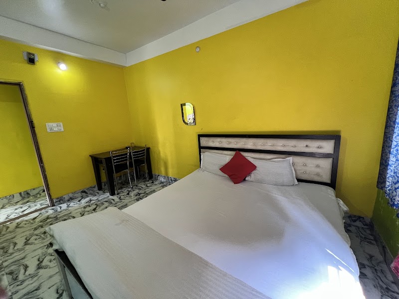 Hotel radharani - Hotel radharani Shankar Rd, Ward 35, Babupara, Siliguri, West Bengal 734007, India