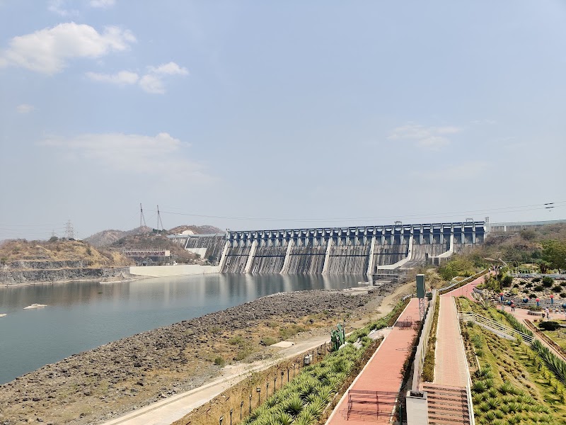 Sardar Sarovar Hydel Project Dam - Sardar Sarovar Hydel Project Dam, 393155, Narmada River Rd, Gujarat 393151, India