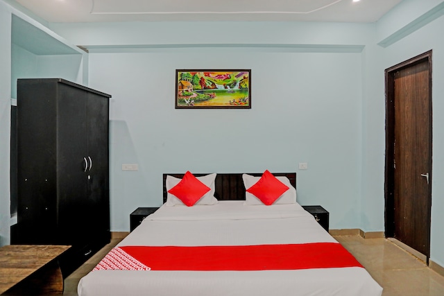 OYO Flagship Hotel Umen - OYO Flagship Hotel Umen 23 A, Gali No. 2, Hanuman Vihar, Sector 49, Noida, Uttar Pradesh 201304, India