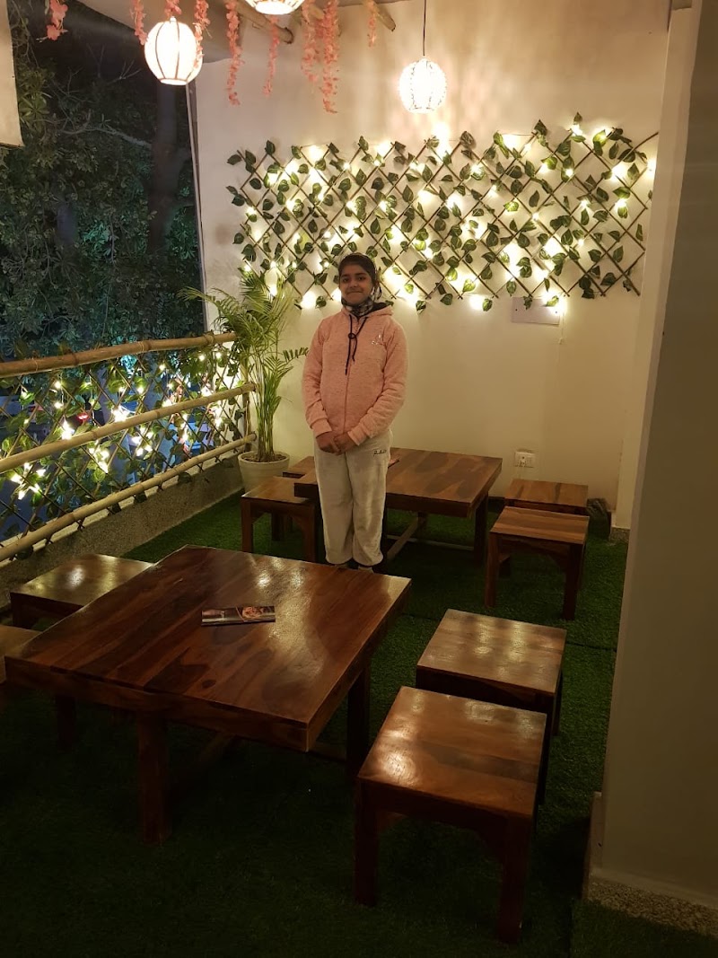 Nawabs Dine & Date - Nawabs Dine & Date SCO 128, Huda Market Rd, Sector 15 Part 2, Sector 15, Gurugram, Haryana 122001, India