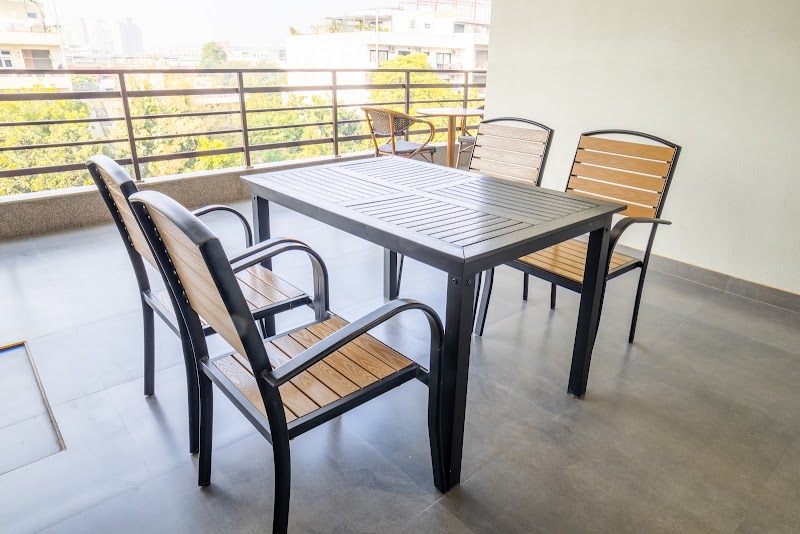 Housr Homes South City 1 - Housr Homes South City 1 Block J, South City I, Sector 41, Gurugram, Haryana 122003, India