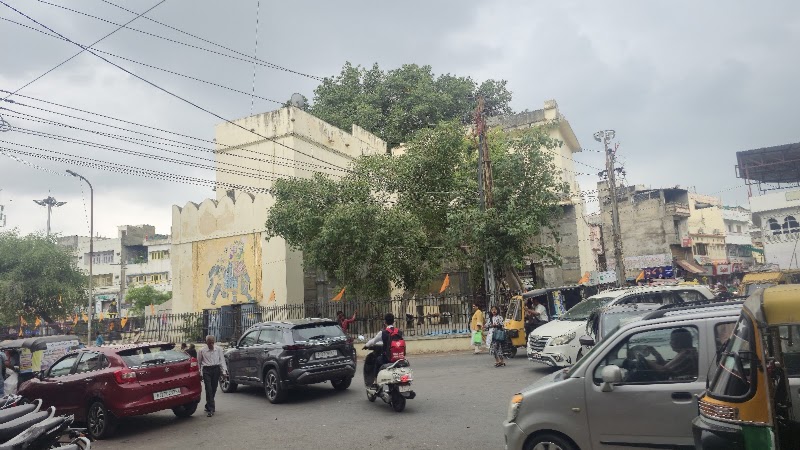 Hathipole City Gate Udaipur - Hathipole City Gate Udaipur, 5/24, near Clock Tower Road, Old City, chauraha, Chamanpura, Udaipur, Rajasthan 313004, India