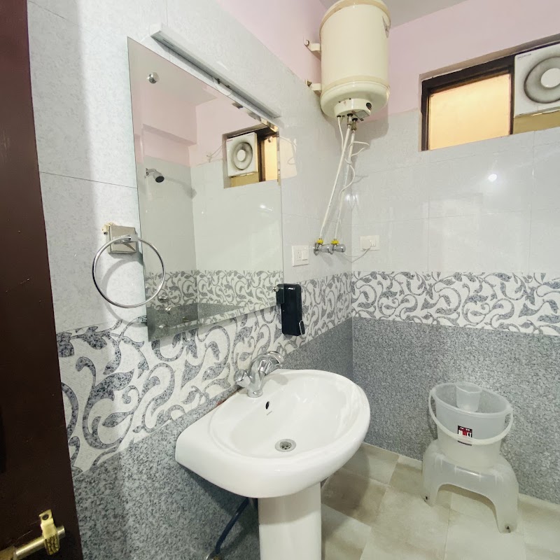 Hotel Cloud Height - Hotel Cloud Height Jogiwara Rd, near ekant lodge, McLeod Ganj, Dharamshala, Himachal Pradesh 176215, India