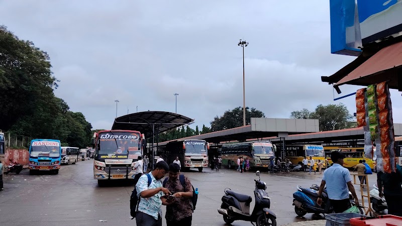 Mangalore Bus Stand KSRTC - Mangalore Bus Stand KSRTC, VRMR+XV2, Lalbagh, Mangaluru, Karnataka 575004, India