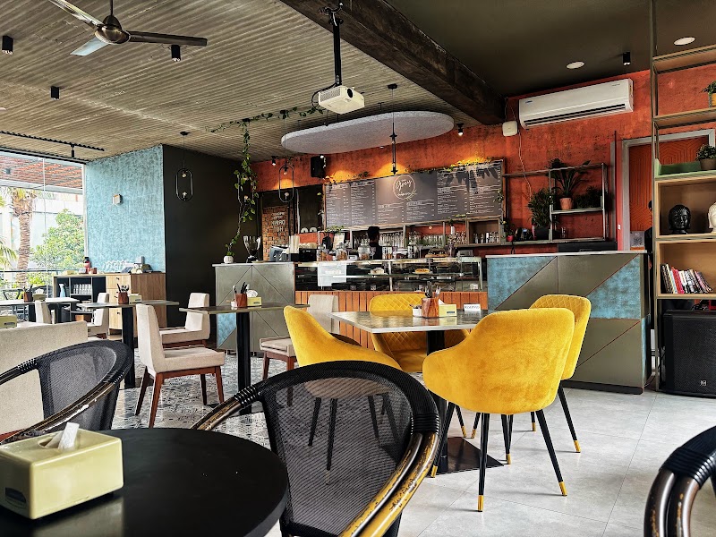 Cafe Grey by Dongle & Co - Cafe Grey by Dongle & Co 3rd Floor, No, 421/J, Shri Krishna Temple Rd, Indira Nagar 1st Stage, Stage 1, Indiranagar, Bengaluru, Karnataka 560038, India