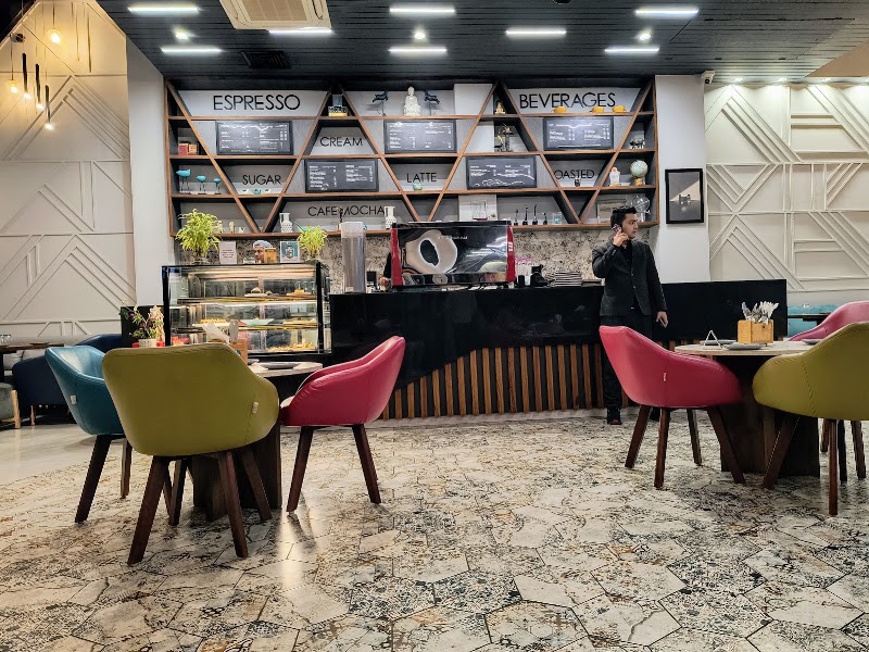 Godwit Cafe | Best Cafes in Raipur | Best Jain food in Raipur | Pure Veg restaurant - Godwit Cafe | Best Cafes in Raipur | Best Jain food in Raipur | Pure Veg restaurant In Front Hyatt, beside Magneto Mall, Jivan Vihar, Raipur, Chhattisgarh 492001, India