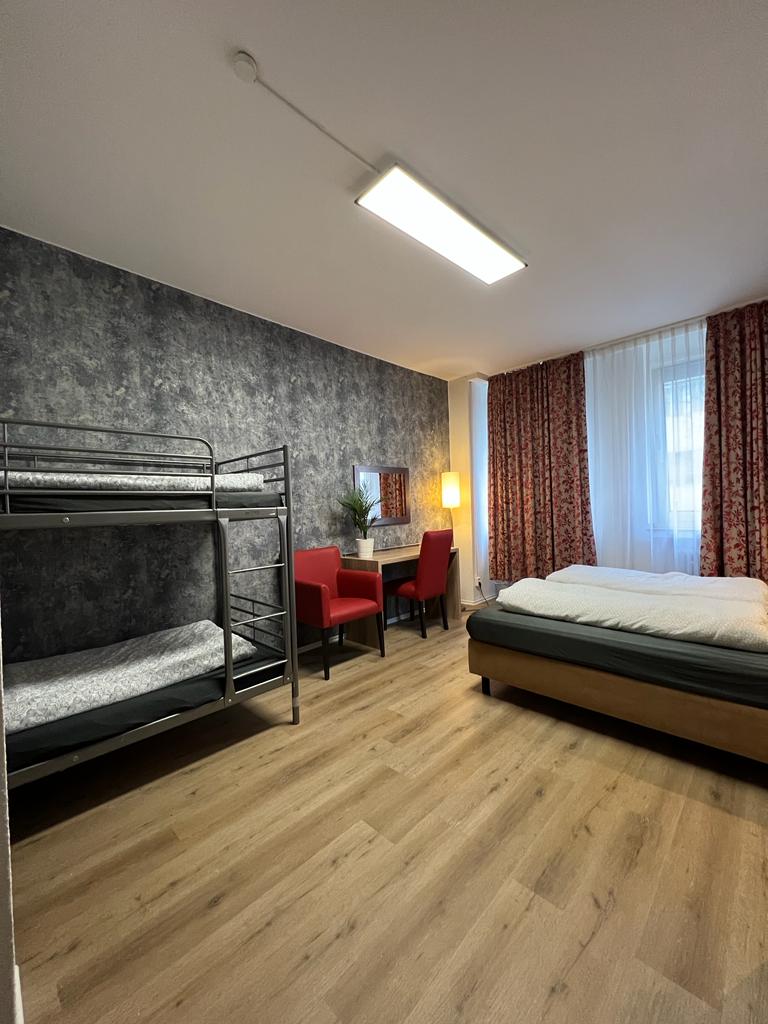 Black Sheep Hostel - Black Sheep Hostel Barbarossapl. 1, 50674 Köln, Germany