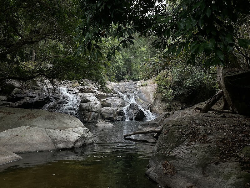 Hin Lad Waterfall - Hin Lad Waterfall GXC4+668, Hin Lad Waterfall Path, Tambon Ang Thong, Amphoe Ko Samui, Chang Wat Surat Thani 84140, Thailand