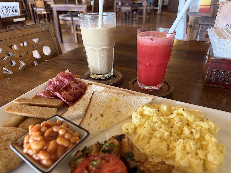 The Bodhi Tree Cafe and Bar - The Bodhi Tree Cafe and Bar H, No, 1296, A, opposite Chapel, Tembwada, Morjim, Goa 403512, India