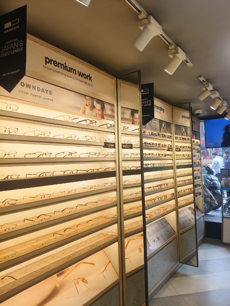 Lenskart.com Flagship Store at Abu Lane, Meerut (First Lens Replacement Free) - Lenskart.com Flagship Store at Abu Lane, Meerut (First Lens Replacement Free), Ground Floor, C313, Abu Ln, Sadar Bazaar, Meerut, Uttar Pradesh 250001, India