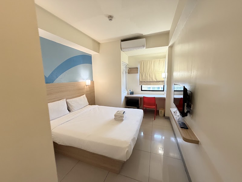 Hop Inn Hotel Aseana City Manila - Hop Inn Hotel Aseana City Manila, Lot 9 Block 5, near corner of Bradco Ave and Macapagal Blvd Aseana City, Aseana Business Park, N Abueva St, Baclaran, Parañaque, 1702 Metro Manila, Philippines