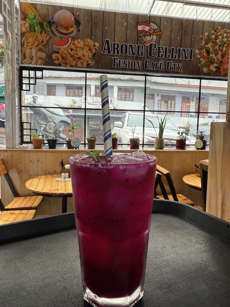 Arong Cellini Fusion Cafe - Arong Cellini Fusion Cafe Wellness Park, Tibet Rd, Arithang, Gangtok, Sikkim 737101, India