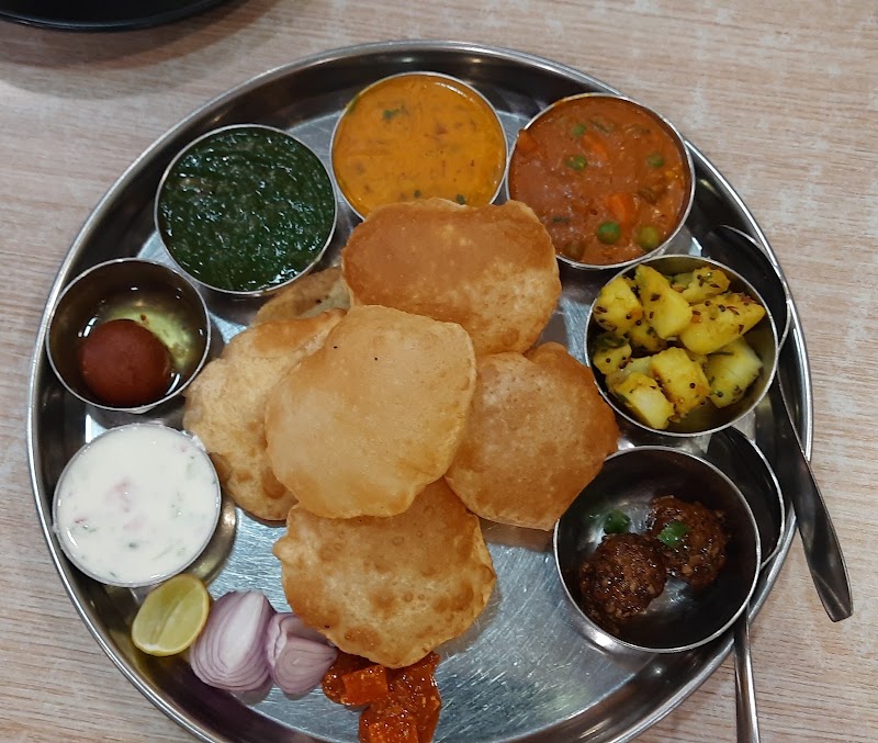 Hotel Parimala - Hotel Parimala Vandana Talkies, Shop 6,7,8, Laxmi Mahal CHS, Lal Bahadur Shastri Marg, Panch Pakhdi, Thane West, Thane, Maharashtra 400602, India