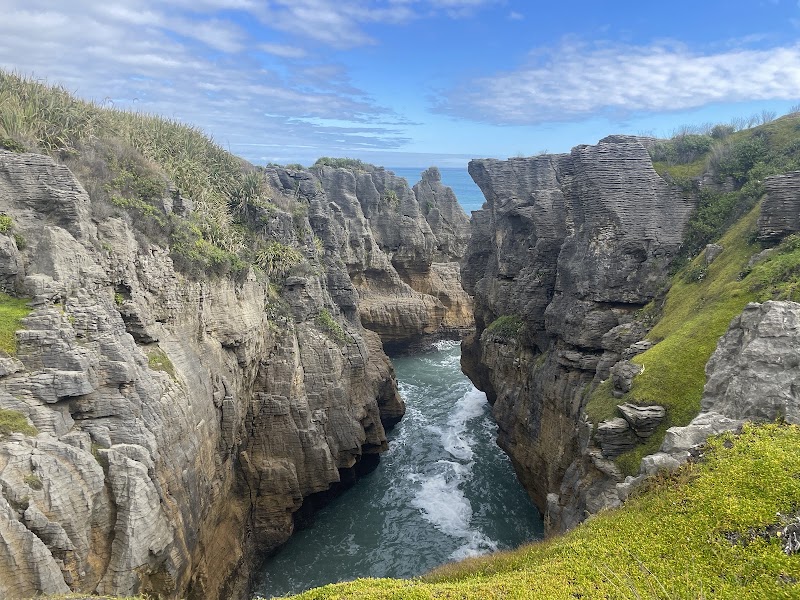 Pancake Rocks and Blowholes Track - Pancake Rocks and Blowholes Track, 4294 State Highway 6, Punakaiki 7873, New Zealand