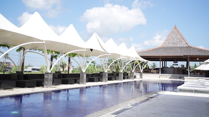 Padi Restaurant and Bar - Padi Restaurant and Bar Jl. Raya Canggu Gang Umah Desa, Canggu, Kec. Kuta Utara, Kabupaten Badung, Bali 80351, Indonesia
