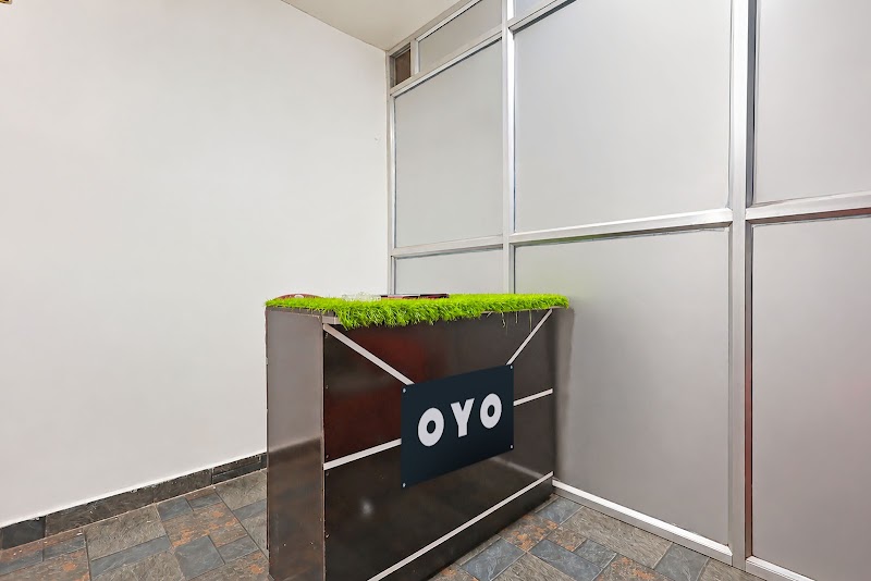 Hotel O by OYO Moon Light - Hotel O by OYO Moon Light, 120, near sarwamangla patrol pump 3, takhatpur, Landmark - Sarwamangla Bharat Petrol Pump, Usalapur Bridge, Sai Nagar, Uslapur, Bilaspur, Chhattisgarh 495001, India