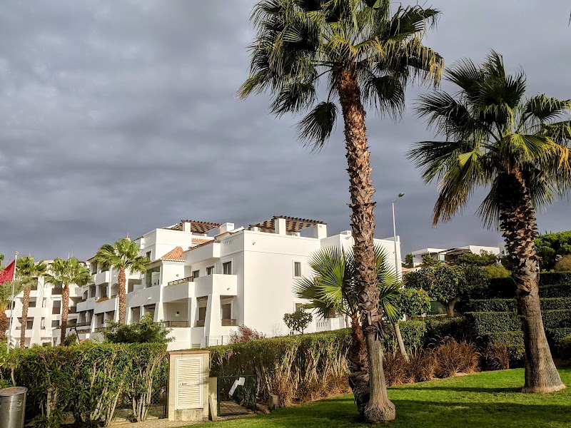 Hotel Clube Porto de Mós - SunPlace Hotels & Resorts - Hotel Clube Porto de Mós - SunPlace Hotels & Resorts Estrada da Praia do, Praia do, Porto de Mós, 8600-282 Lagos, Portugal