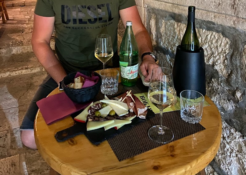 Bokar Wine Bar - Bokar Wine Bar, Ul. Sv Roka 15, 20260, Korčula, Croatia