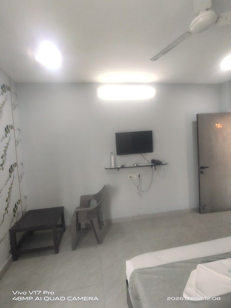 Hotel Amber Suite - Hotel Amber Suite, 502, hotel amber suite, dainik navjyoti, press Road, near manish metal, Ramchandrapura, Chawani, Kota, Rajasthan 324007, India