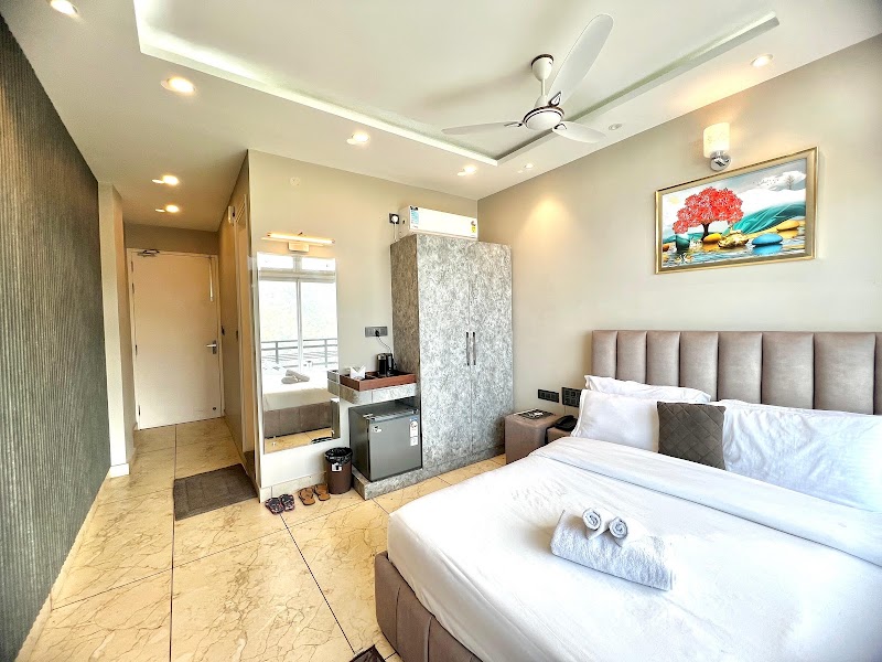 Hilltop Heaven Kasauli By Elvora Hotels & Resorts - Hilltop Heaven Kasauli By Elvora Hotels & Resorts Kasauli, Himachal Pradesh 173204, India