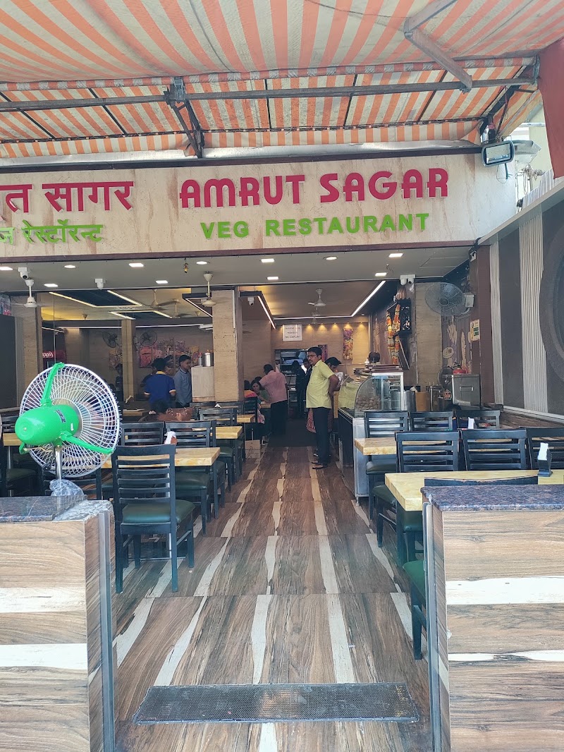 Amrut Sagar Fast Food - Amrut Sagar Fast Food Rizvi Place Society, 31, Hill Rd, opp. Marks & Spencer Showroom, Santosh Nagar, Bandra West, Mumbai, Maharashtra 400050, India