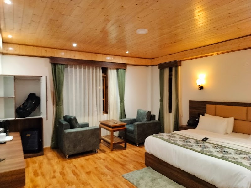 Tripoo Rhisum the Haapo retreat - Tripoo Rhisum the Haapo retreat Chumbung, Pelling, Sikkim 737113, India