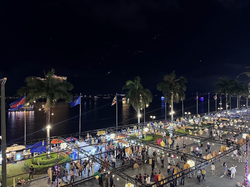 Preah Sisowath Quay - Preah Sisowath Quay, Phnom Penh, Cambodia