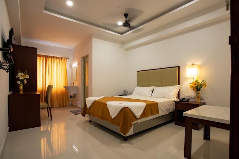 Hotel Viswa Grand - Hotel Viswa Grand PBNo.4, Kottakarai Rd, Kanyakumari, Tamil Nadu 629702 PBNo, 4, Kottakarai Rd, Kovalam, Tamil Nadu 629702, India