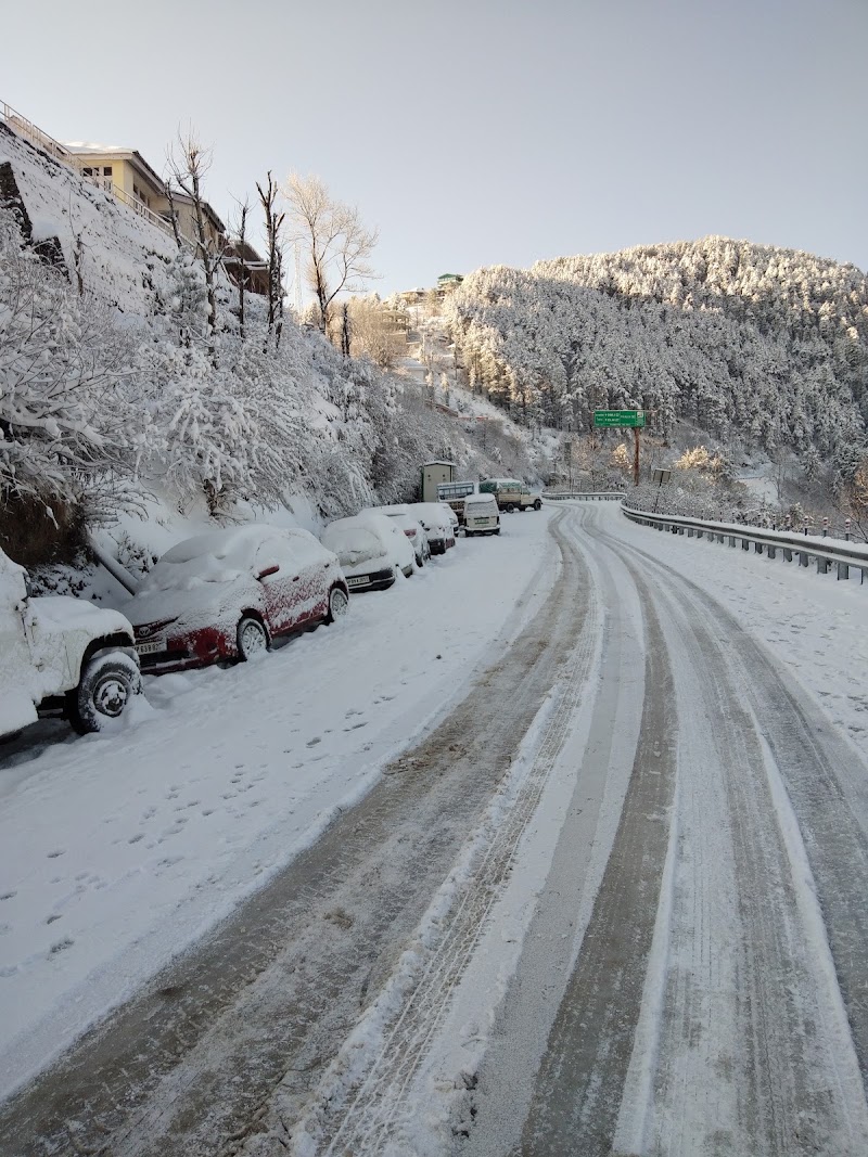 Hill View Home Stay - Hill View Home Stay, main bus stand fagu, 38Q4+428, Fagu, Himachal Pradesh 171209, India