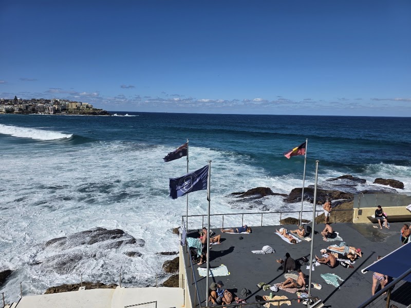 Bondi Icebergs Swimming CLUB - The Bergs Bistro - Bondi Icebergs Swimming CLUB - The Bergs Bistro 1 Notts Ave, Bondi Beach NSW 2026, Australia
