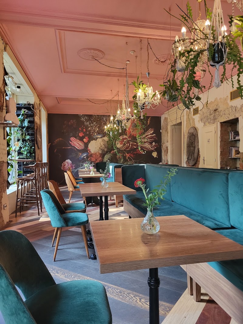Corner Stories - Corner Stories Estonská 460/13, 101 00 Praha 10-Vršovice, Czechia