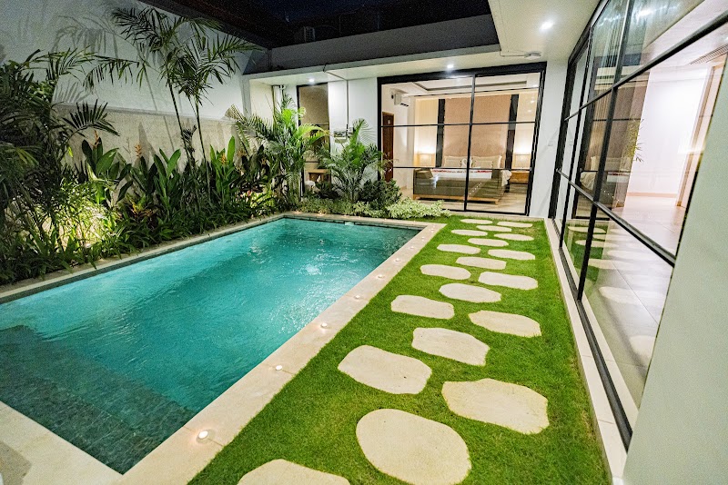 La Boutique Lux's Villas Seminyak Bali - La Boutique Lux's Villas Seminyak Bali, Jl. Petitenget No.09, Kerobokan Kelod, Kec. Kuta Utara, Kabupaten Badung, Bali 80361, Indonesia