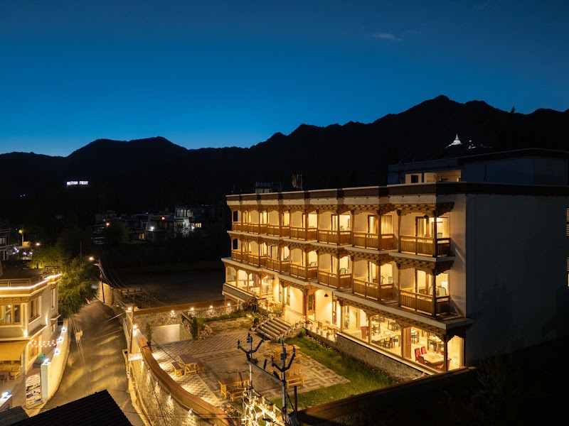 Hotel Samaya