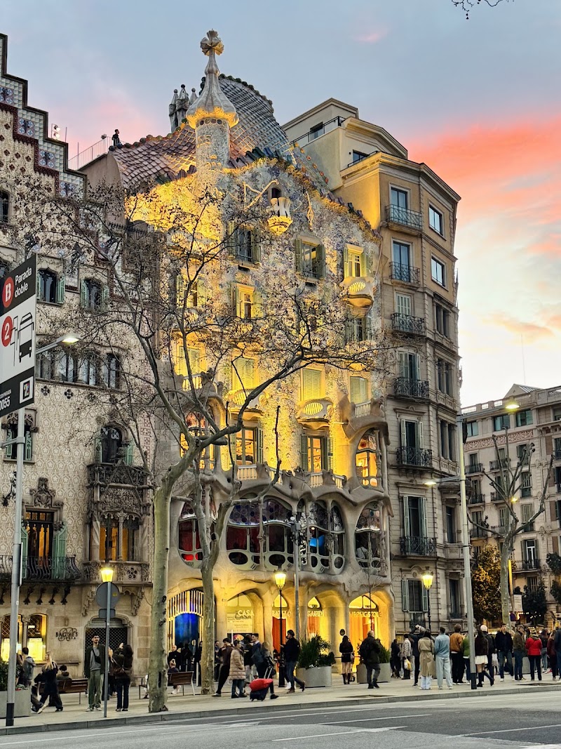 Casa Batlló - Casa Batlló Pg. de Gràcia, 43, Eixample, 08007 Barcelona, Spain