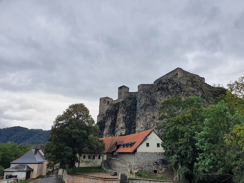 Hrad Střekov - Hrad Střekov, Na Zacházce 844, 400 03 Ústí nad Labem-Střekov, Czechia