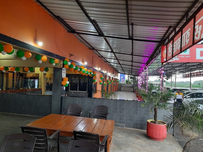 Dashmesh Dhaba (pure veg)